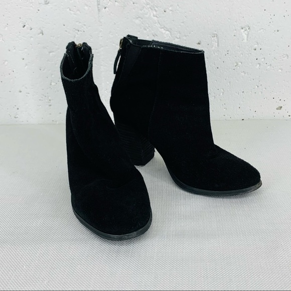 Urban Outfitters 6 Black Suede Ankle Boots - Picture 1 of 16